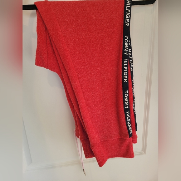 Woman's Tommy Hilfiger Signature Red Sweatsuit - Picture 4 of 9